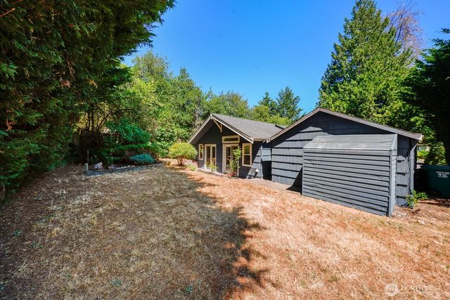 12721 27th Avenue NE, Seattle, WA 98125