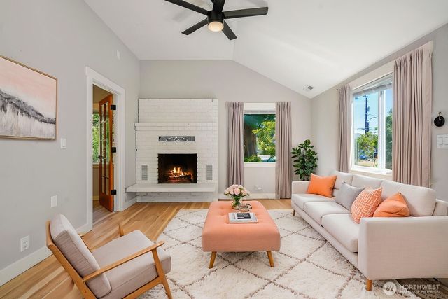 12721 27th Avenue NE, Seattle, WA 98125
