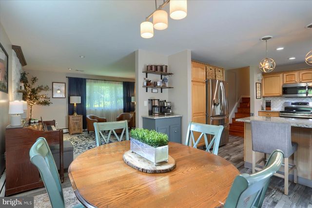9021 JOYCE LN, Hummelstown, PA 17036