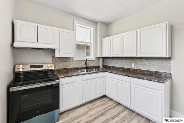 5312 N 24th Street, Omaha, NE 68110