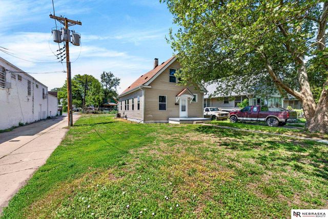 5312 N 24th Street, Omaha, NE 68110
