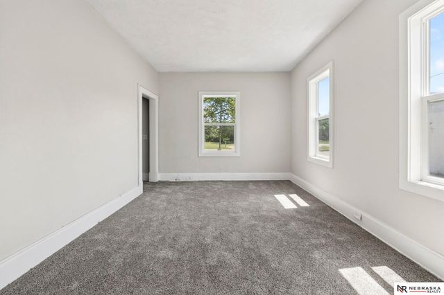 5312 N 24th Street, Omaha, NE 68110