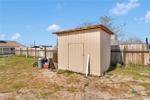 9214 Choiceana Avenue, Hesperia, CA 92345