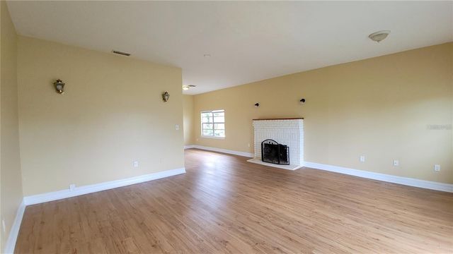 200 OLD DAYTONA RD, Deland, FL 32724