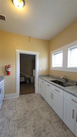 200 OLD DAYTONA RD, Deland, FL 32724