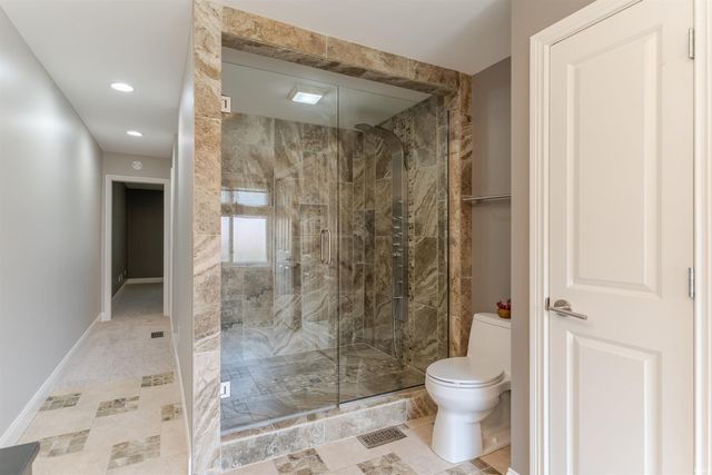 1709 Village Lane, Evansville, IN 47725