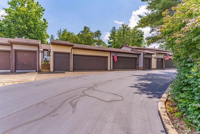 1709 Village Lane, Evansville, IN 47725