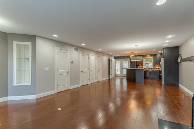 1709 Village Lane, Evansville, IN 47725