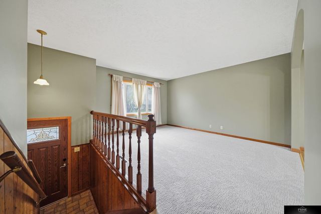 3311 N 72nd Street, Lincoln, NE 68507