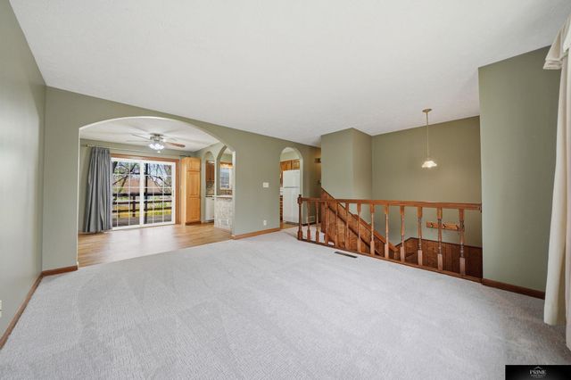 3311 N 72nd Street, Lincoln, NE 68507