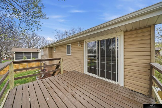 3311 N 72nd Street, Lincoln, NE 68507