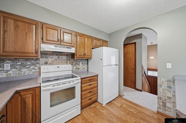 3311 N 72nd Street, Lincoln, NE 68507