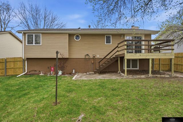 3311 N 72nd Street, Lincoln, NE 68507