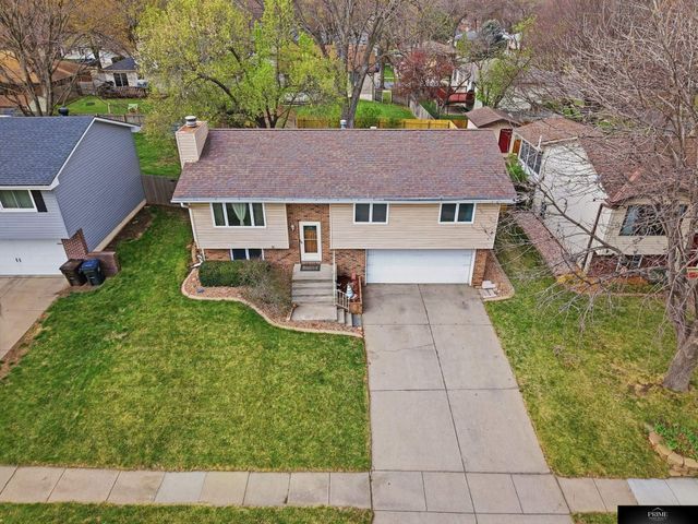 3311 N 72nd Street, Lincoln, NE 68507