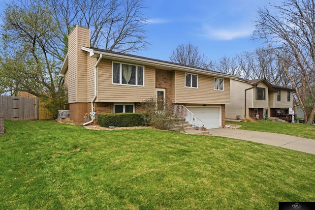 3311 N 72nd Street, Lincoln, NE 68507