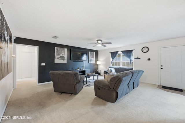 735 N CYPRESS Avenue, Green Cove Springs, FL 32043