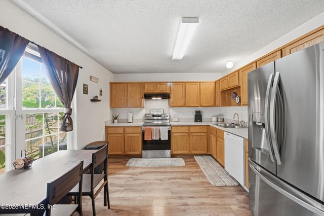 735 N CYPRESS Avenue, Green Cove Springs, FL 32043