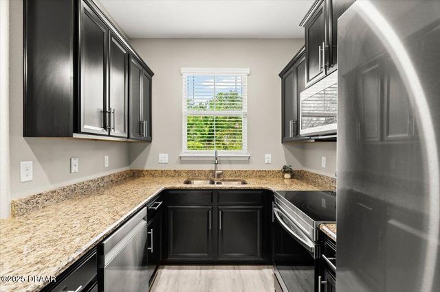 107 Wentworth Grande Drive, Daytona Beach, FL 32124