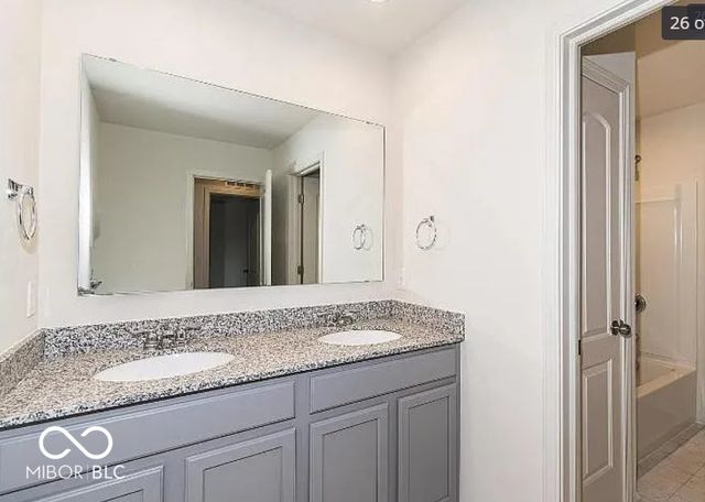 13508 Dewpoint Lane, Fishers, IN 46037