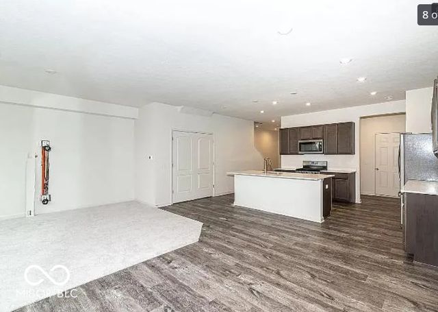 13508 Dewpoint Lane, Fishers, IN 46037