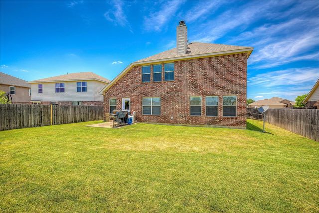 2022 Wellington Point, Heartland, TX 75126