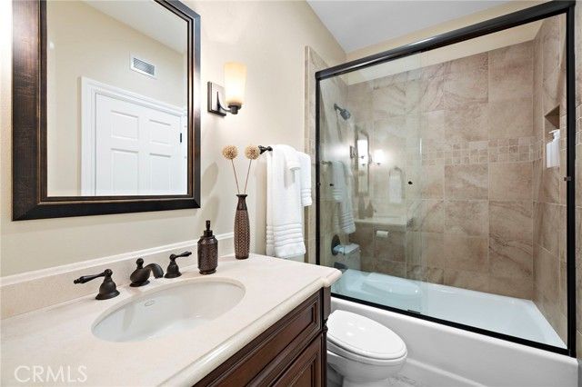 25282 Derbyhill, Laguna Hills, CA 92653