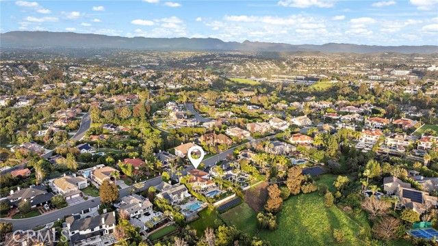 25282 Derbyhill, Laguna Hills, CA 92653