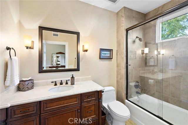 25282 Derbyhill, Laguna Hills, CA 92653