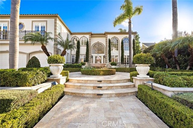 25282 Derbyhill, Laguna Hills, CA 92653