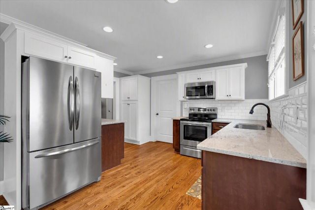 30 Celand Street, Greenville, SC 29607