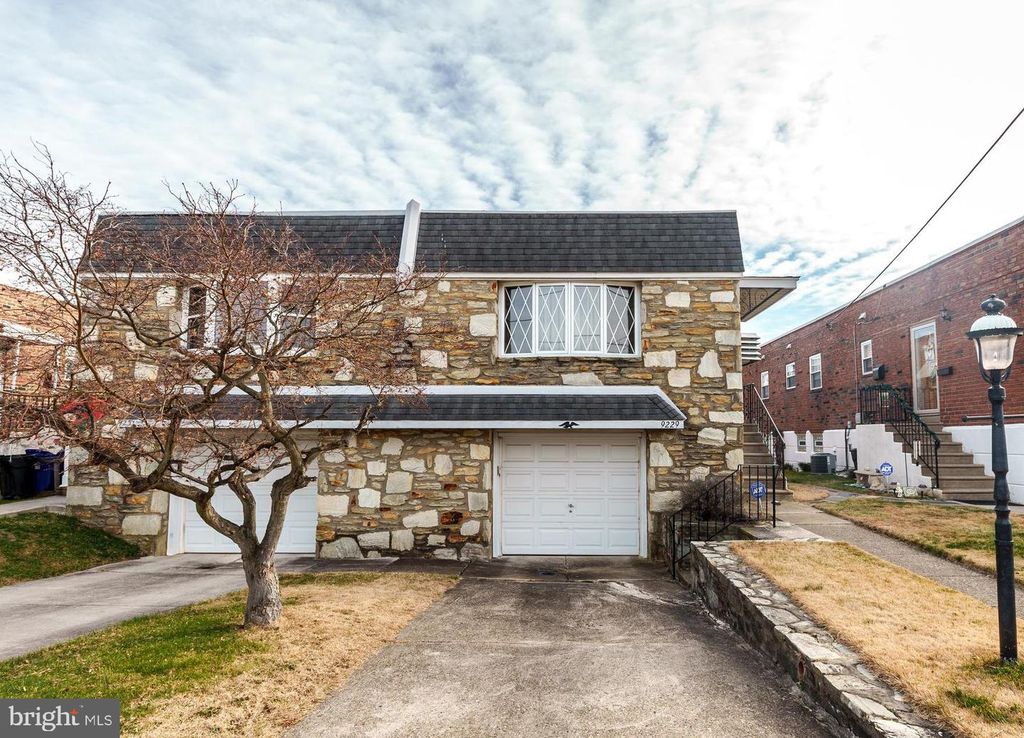 9229 COTTAGE ST, Philadelphia, PA 19114