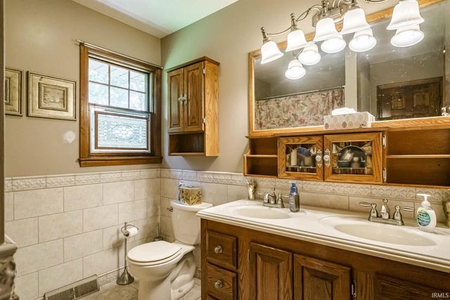 19030 Auten Road, South Bend, IN 46637