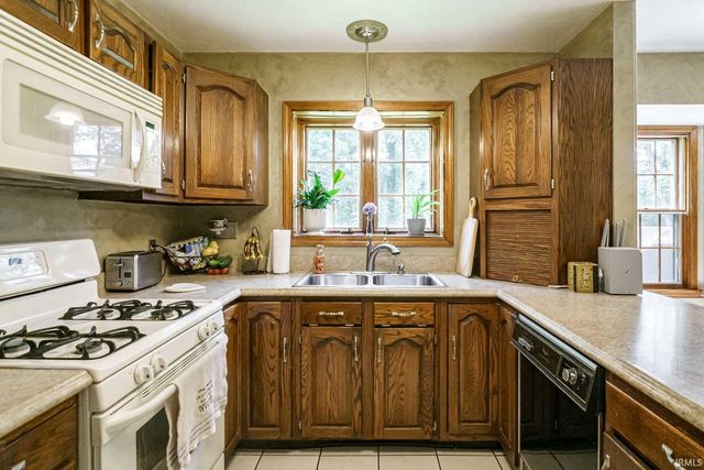 19030 Auten Road, South Bend, IN 46637