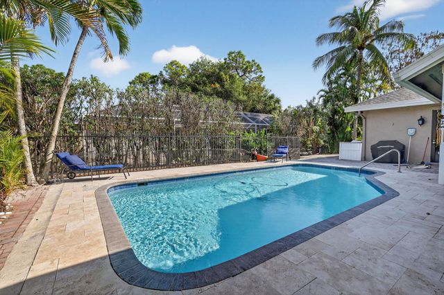 1500 Firethorn Drive, Wellington, FL 33414