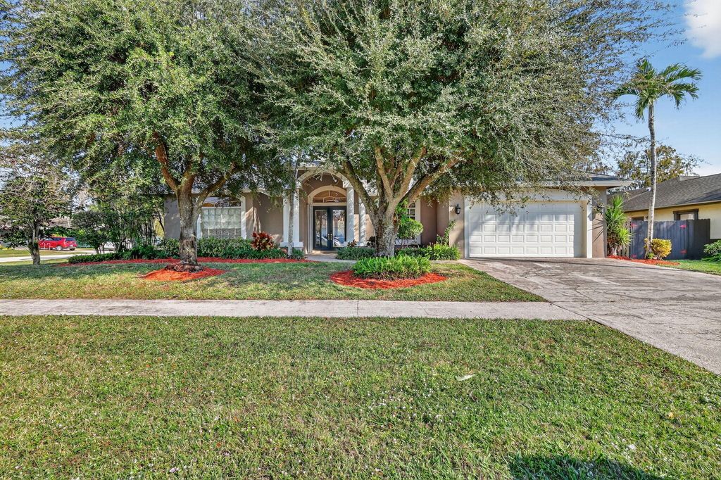 1500 Firethorn Drive, Wellington, FL 33414