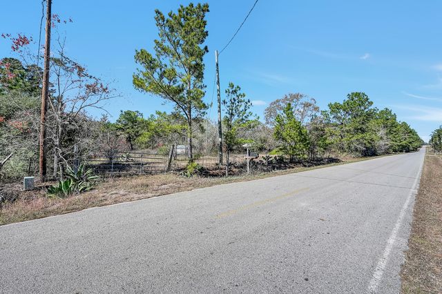 6931 Hidden Acres Drive, Cleveland, TX 77328