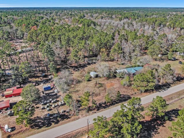 6931 Hidden Acres Drive, Cleveland, TX 77328