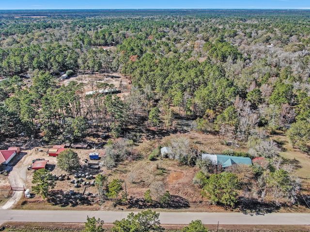 6931 Hidden Acres Drive, Cleveland, TX 77328
