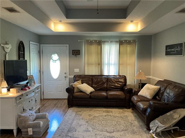 4078 Meadow Circle, Blackshear, GA 31516