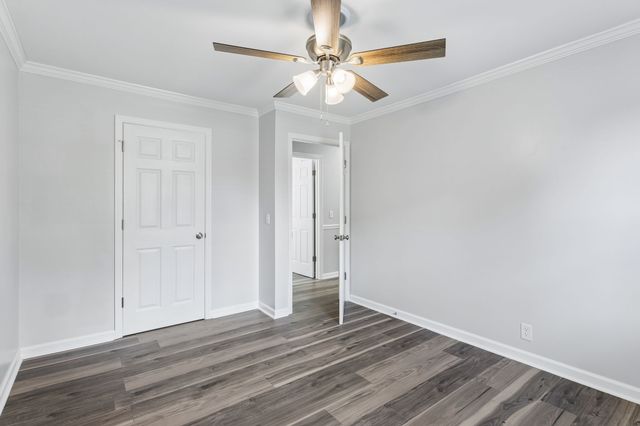 105 N Hampton Ct, Smyrna, TN 37167