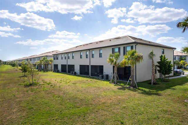 14275 PINE LODGE LN, Other, FL 33913