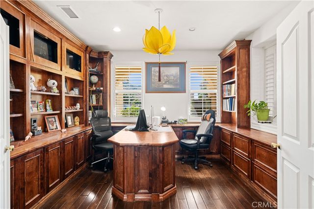 3101 Curly Horse Way, Norco, CA 92860