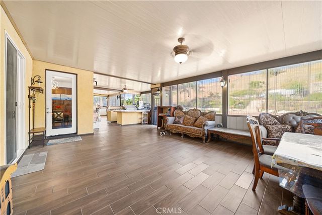 3101 Curly Horse Way, Norco, CA 92860