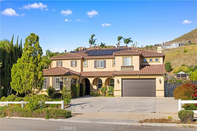 3101 Curly Horse Way, Norco, CA 92860
