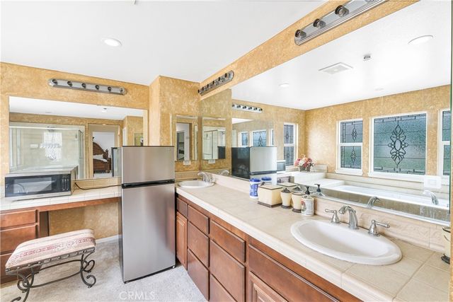 3101 Curly Horse Way, Norco, CA 92860