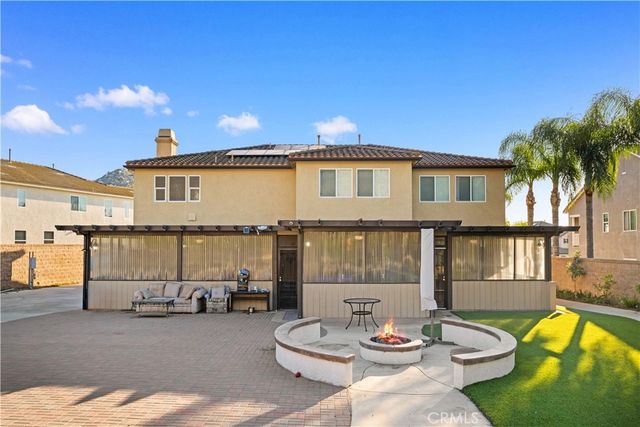 3101 Curly Horse Way, Norco, CA 92860