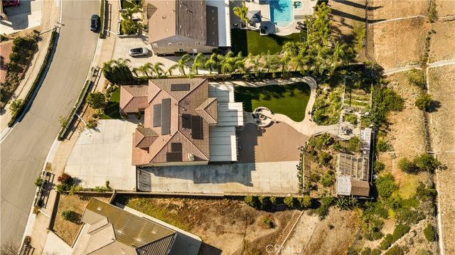 3101 Curly Horse Way, Norco, CA 92860
