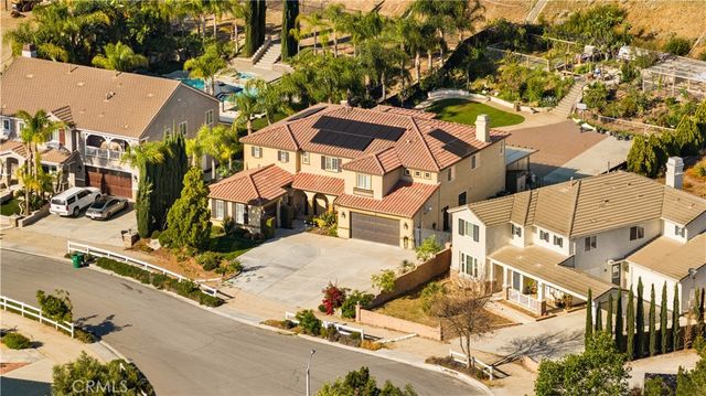 3101 Curly Horse Way, Norco, CA 92860