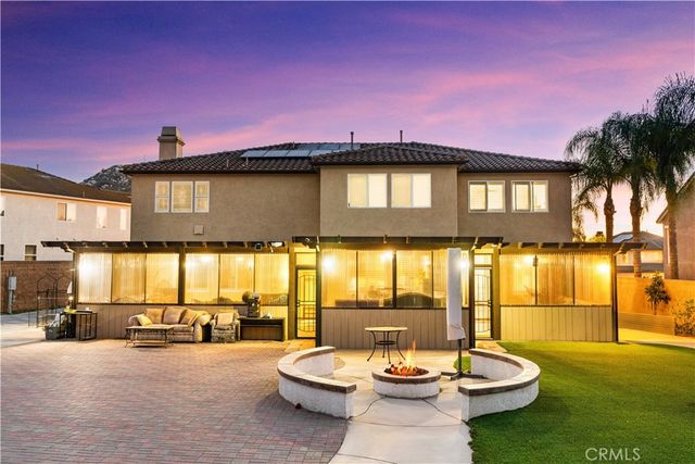 3101 Curly Horse Way, Norco, CA 92860
