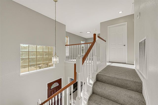 1627 Mabry Mill Road, Houston, TX 77062